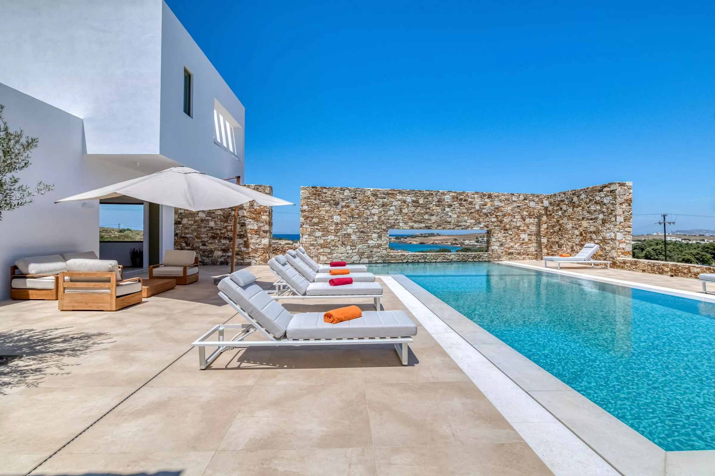 Experience Paradise: Discover Luxury-Villas-Greece-Le-Collectionist for Unforgettable Escapes